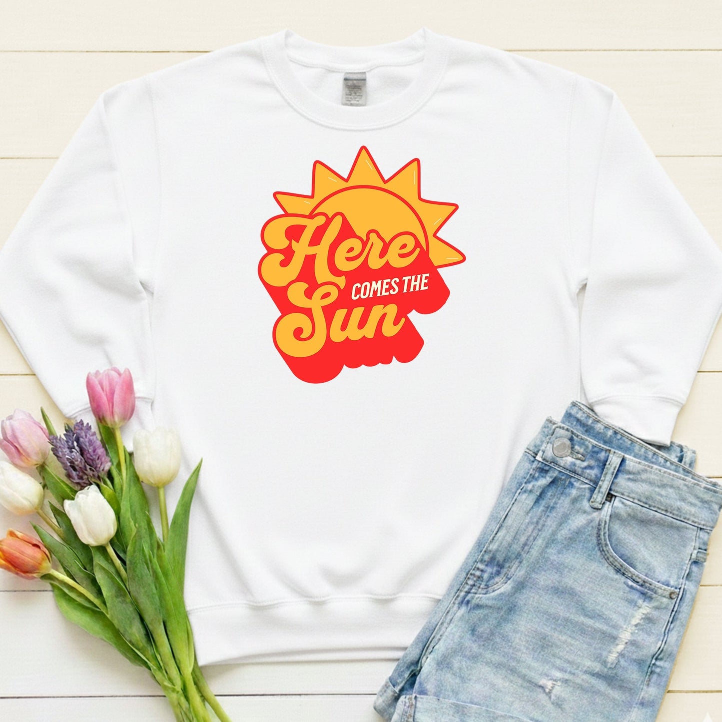 Here Comes the Sun – Retro Sunshine Sweatshirt