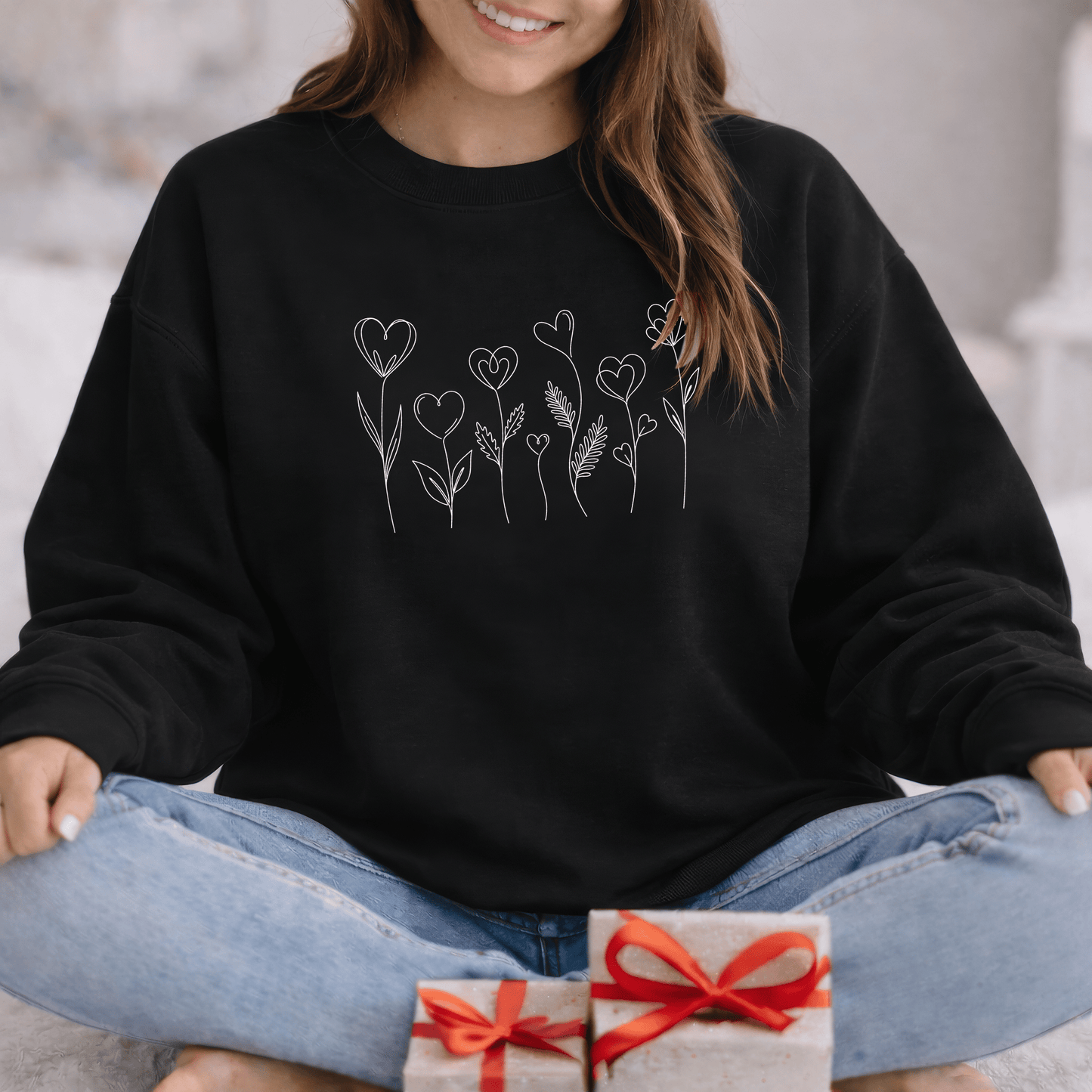 Delicate Heart Flower Valentine Shirt | Minimal Romantic Line Art Sweatshirt